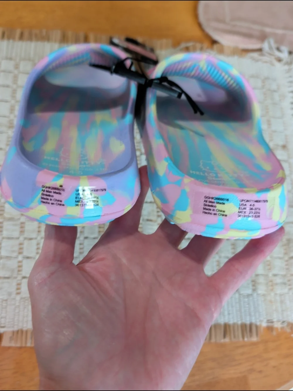 Hello Kitty Slide Sandals Girls' 4/5 Or Womens' 5/6 NWT